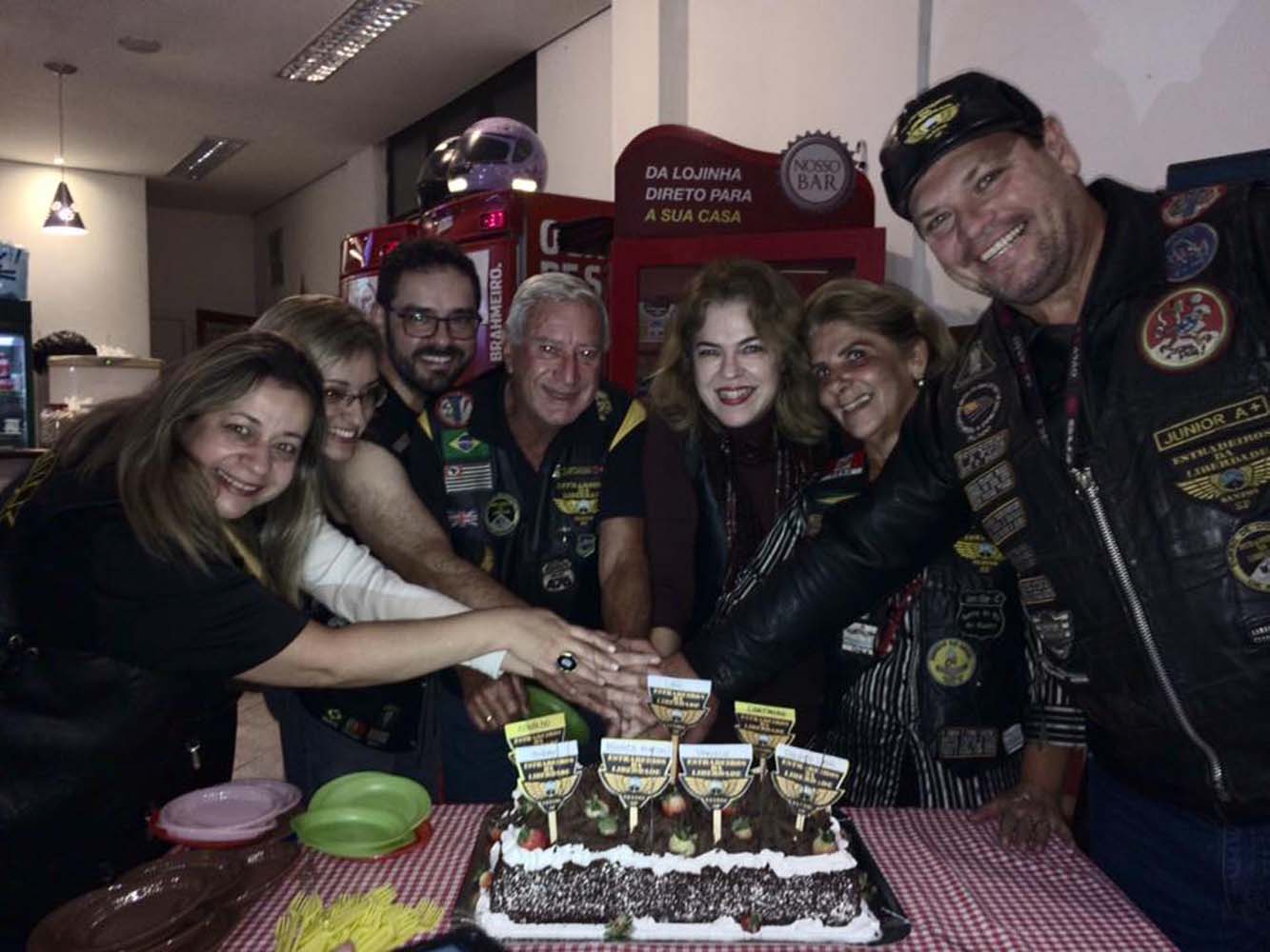 Anivers�riantes de Junho/2017